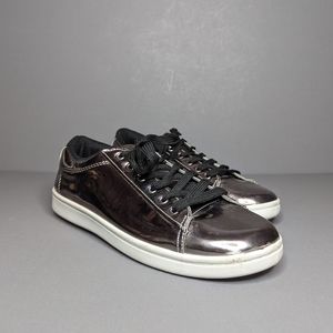CHARLES ALBERT Shiny Silver Low Top Lace Up Sneakers